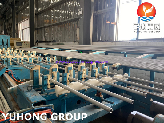 ASTM A213 TP304 / TP304L / TP316 / TP316L / TP321 أنابيب بلا خيوط من الفولاذ المقاوم للصدأ صناعة البتروكيماويات