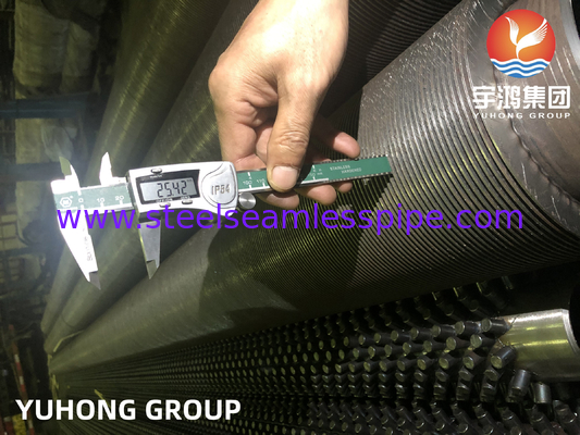 ASTM EN DIN ASTM A106 Gr.B A335 P5 P9 A312 TP304 317L أنابيب ذو أجنحة مغلفة