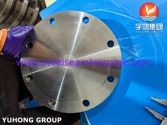 ASME B16.5 ASTM A105 / A105N فلنج عمياء من الفولاذ الكربوني فلنج BLRF مزور
