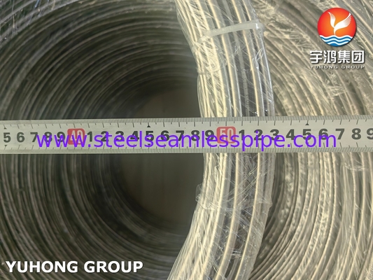 الصف TP304 / 304L و TP316 / 316L الفولاذ المقاوم للصدأ لفائف سلس أنبوب مخلل / مشرق صلب السطح ASME SA213