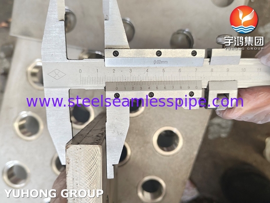 ASTM A240 الفولاذ المقاوم للصدأ 304 صفيحة أنبوب مربع لوحة محاذية للمبادل الحراري