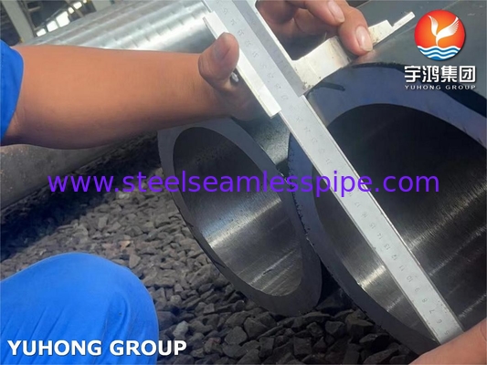 ASTM A335 / ASME SA335 P92 أنبوب بلا خيوط من الفولاذ اللاصق أنبوب الغلاية عالي الضغط