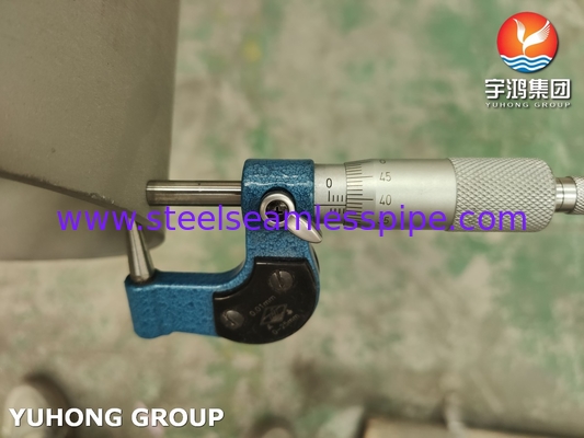 أنابيب بلا خيوط من الفولاذ المقاوم للصدأ EN 10216-5 D2/T1 1.4404 TP316L للنفط والغاز