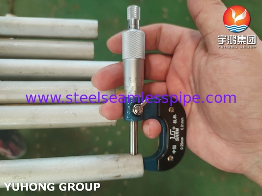 ASTM A213 TP304 الأنبوب الخالي من اللحام من الفولاذ المقاوم للصدأ المبادل الحراري أوبند الأنبوب