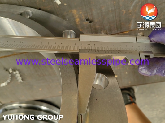 ASTM A105 / A105N زلاجة الفولاذ الكربوني على الشريط ASME B16.5 الشريط SORF المسامير