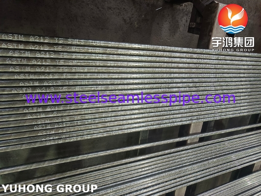 أنابيب خالية من الخيط من الصلب اللاصق ASTM A213 T5 لتطبيق مبادلات الحرارة في المرجل