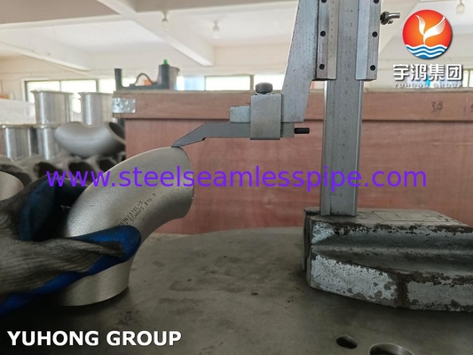 ASTM A403 / ASME SA403 WP316 / WP316L الفولاذ المقاوم للصدأ غير الملحوم بالجذع المقاوم للصدأ 90 درجة المرفق B16.9