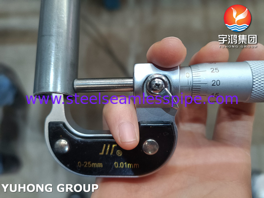 ASTM A268 TP405 أنابيب بلا خيوط من الفولاذ المقاوم للصدأ الفيرريتي والمارتنسيتي لمعدات المعالجة الحرارية
