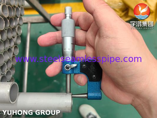 ASME SA213 TP304 S30400 الأنبوب الخام من الفولاذ المقاوم للصدأ للغلادة