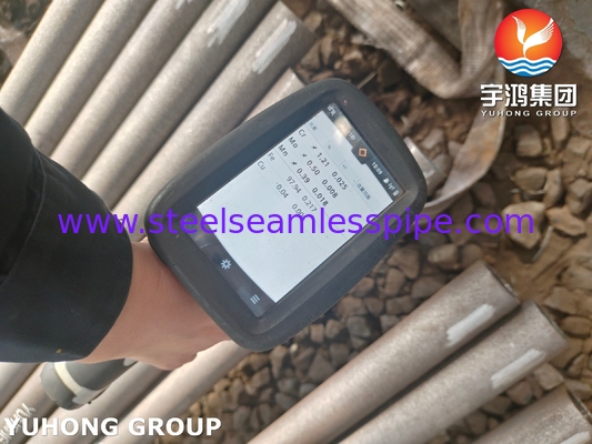ASTM A335 P22 أنابيب بلا خيوط من الفولاذ اللاصق للاستخدام في درجات الحرارة العالية