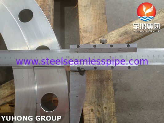 شفاه تبادل حراري ASTM A182 / ASME SA-182 F304 ذات نقطة انصهار عالية لتطبيقات درجات الحرارة المرتفعة