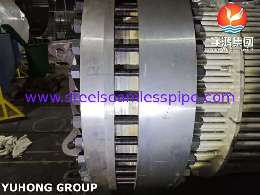 مبادلة حرارة رأس عائمة مع أنابيب 316L و SA350 LF2 / 316L أوراق أنابيب مغلفة لإدارة التآكل الفعالة من حيث التكلفة