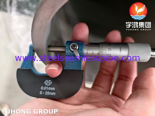 أنابيب فولاذية غير ملحومة من الفولاذ المقاوم للصدأ ASTM A312 S30815 253MA