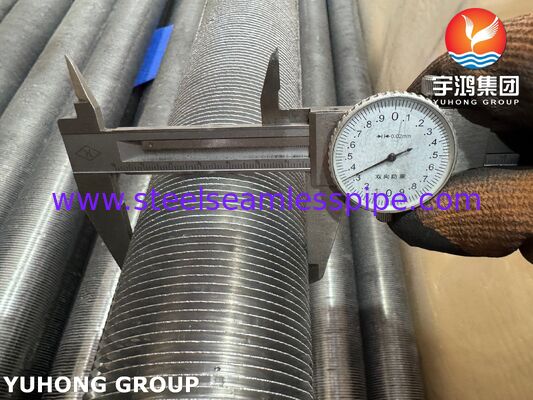 أنبوب مُزود بزعانف مبثوق - قاعدة من الفولاذ الكربوني ASTM A179 / زعانف من الألومنيوم 1060 لمبادلات الحرارة