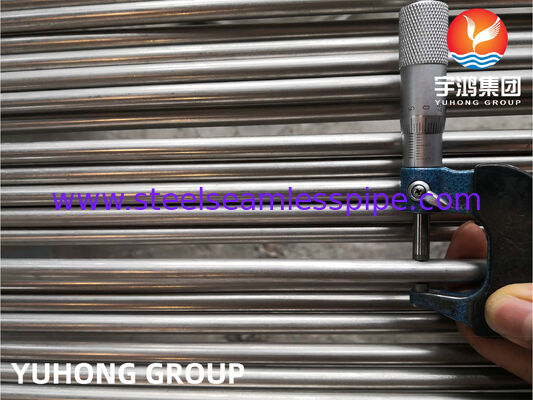 أنبوب مقايض الحرارة من الفولاذ المقاوم للصدأ أنبوب محمود من الفولاذ المقاوم للصدأ ASTM A249 TP304 TP304L مع الأداء العالي ، المخلل ، المحلاة ، النهاية السهلة