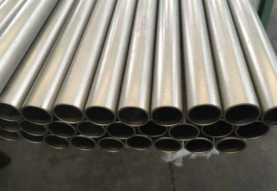 أنبوب التيتانيوم غير الملحوم F338 Asme SB338 Gr.7