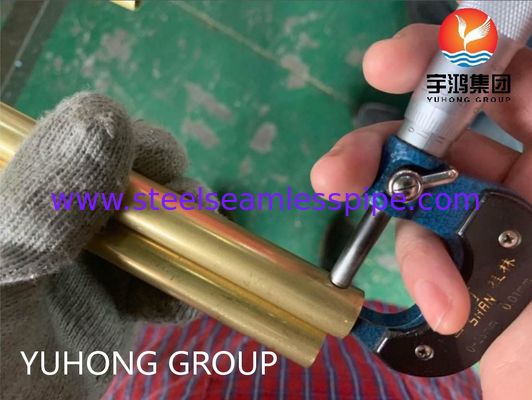 أنبوب سبيكة نحاسية بلا خيوط من طراز ASTM B111 C68700 لتطبيقات مكثفات المبادلات الحرارية