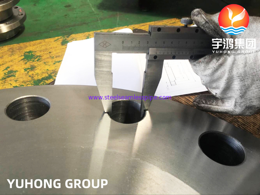 ASTM A182 F22 UNS K21590 شفة عمياء من سبائك الصلب RF FACE B16.5