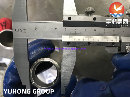ASTM A815 UNS S32750 أنابيب الفولاذ المزدوجة السوبر