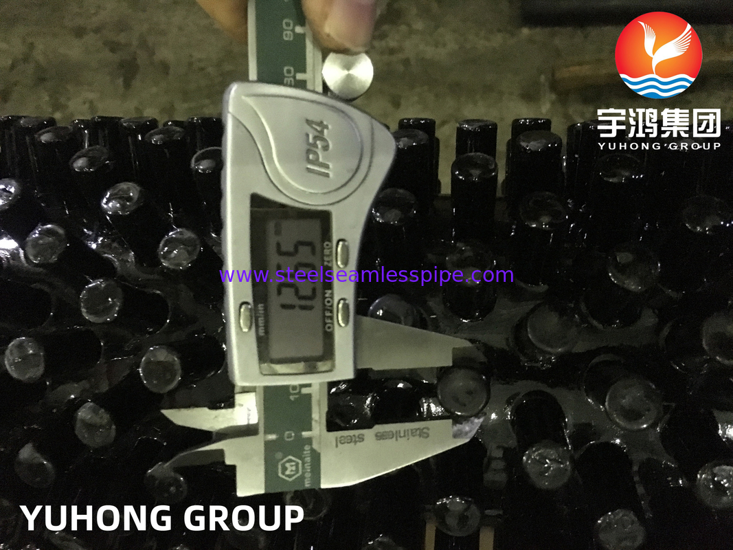 ASTM A335 Gr. P5 P9 P11 P22 أنبوب ذو زعانف مصبوغ من الفولاذ اللاصق ، أنابيب مطوية