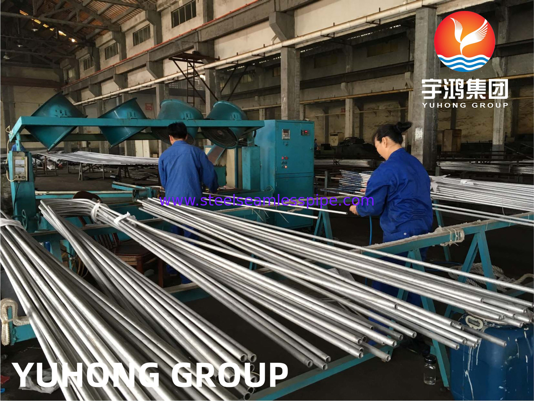 ASME SA213 TP904L UNS NO8904 أنبوب U Bend من الفولاذ المقاوم للصدأ 19.05 MM X 1.65MM لمبادل الحرارة