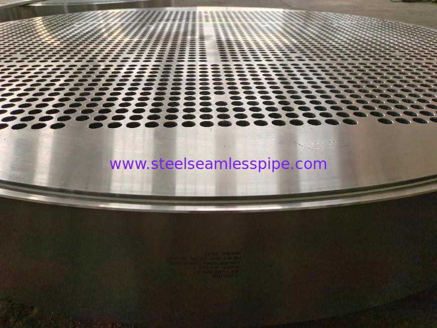 ASME SA-336 F5 أوراق أنابيب الفولاذ سبائك معززة مقاومة التآكل مع الكروم والموليبدينوم