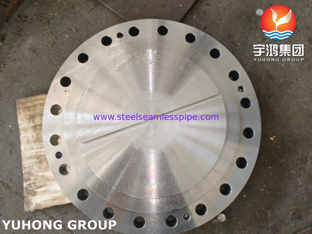 ASME SA336 F11 Cl2 غطاء القناة المسامير الكبيرة لمفاعل هيدروجينية البتروكيماويات