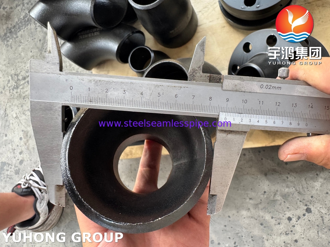 ASTM A234 WP11 CL2 مصابيح الفولاذ سبيكة مصفوفة بالباطن للصناعة الكيميائية B16.9