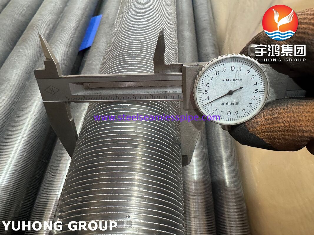 أنبوب مُزود بزعانف مبثوق - قاعدة من الفولاذ الكربوني ASTM A179 / زعانف من الألومنيوم 1060 لمبادلات الحرارة
