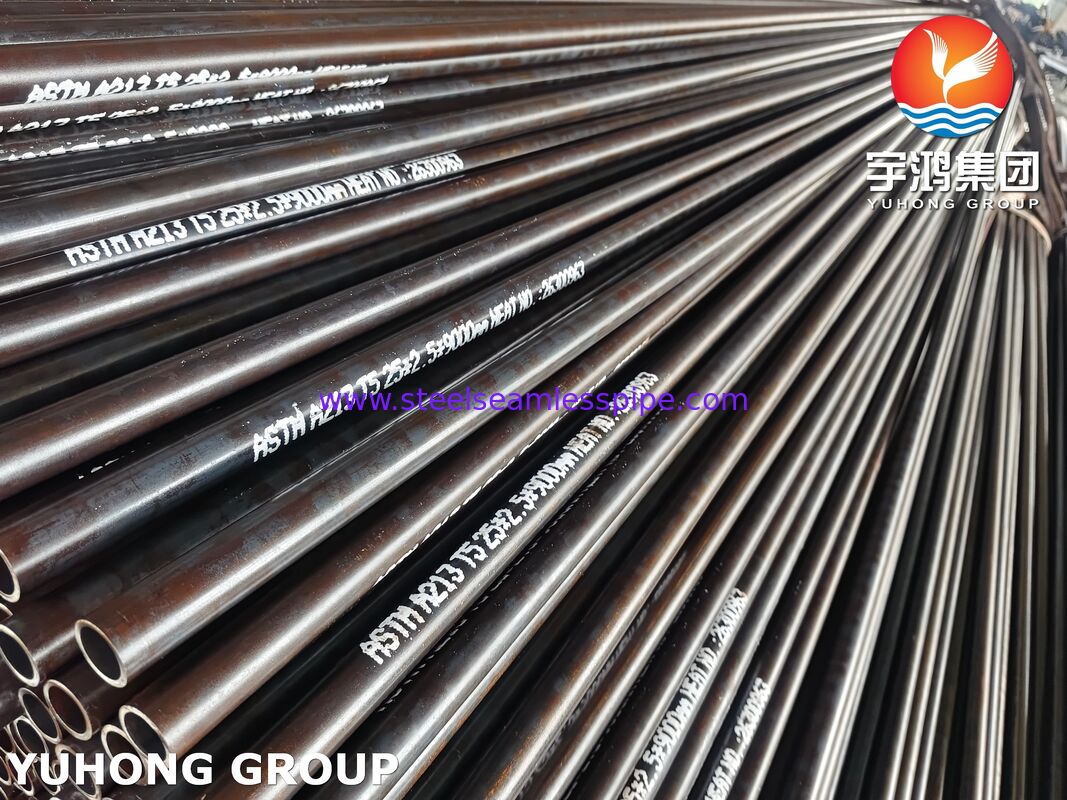 ASTM A213 T5 الأنبوب الخالي من اللحام الفولاذي ، أنابيب مبادلة الحرارة لصناعة النفط والغاز