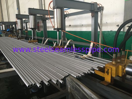 أنبوب التبادل الحراري ، ASME SA213 ، ASTM A213 TP317L ، 19.05 مم × 1.65 مم × 6096 مم اختبار تيار إيدي واختبار الهيدروستاتيكي