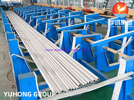 ASTM A213 TP304L أنبوب غير ملحوم من الفولاذ المقاوم للصدأ مسحوب على البارد لمبادل حراري