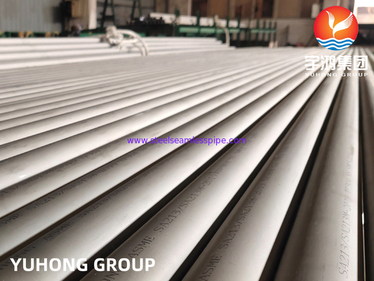 ASTM A213 TP304 الفولاذ المقاوم للصدأ أنبوب غير ملحوم مقاومة للتآكل للضغط العالي